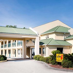 Super 8 By Wyndham Brunswick South I-95